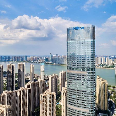 Hilton Changsha Riverside Exterior foto