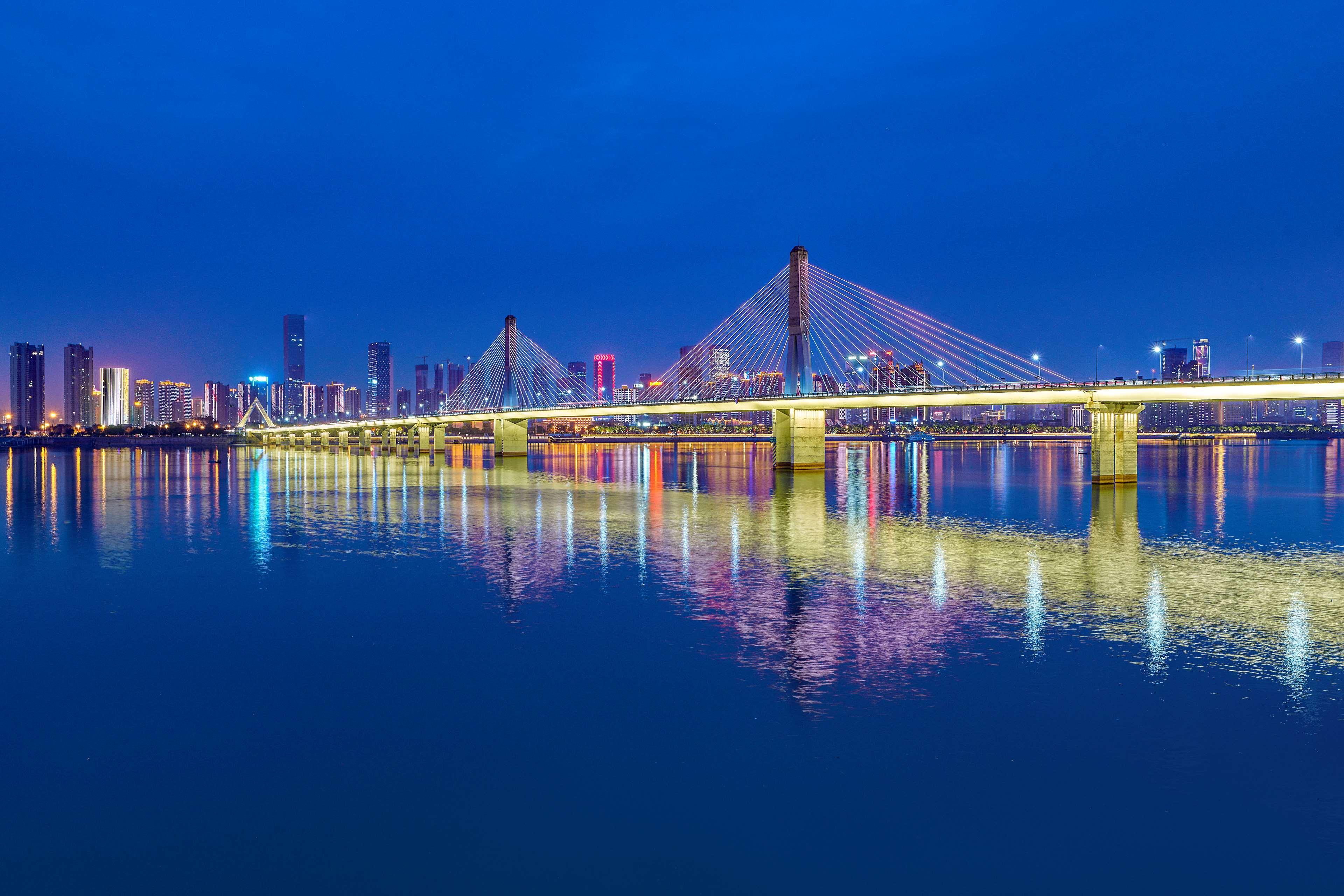 Hilton Changsha Riverside Exterior foto
