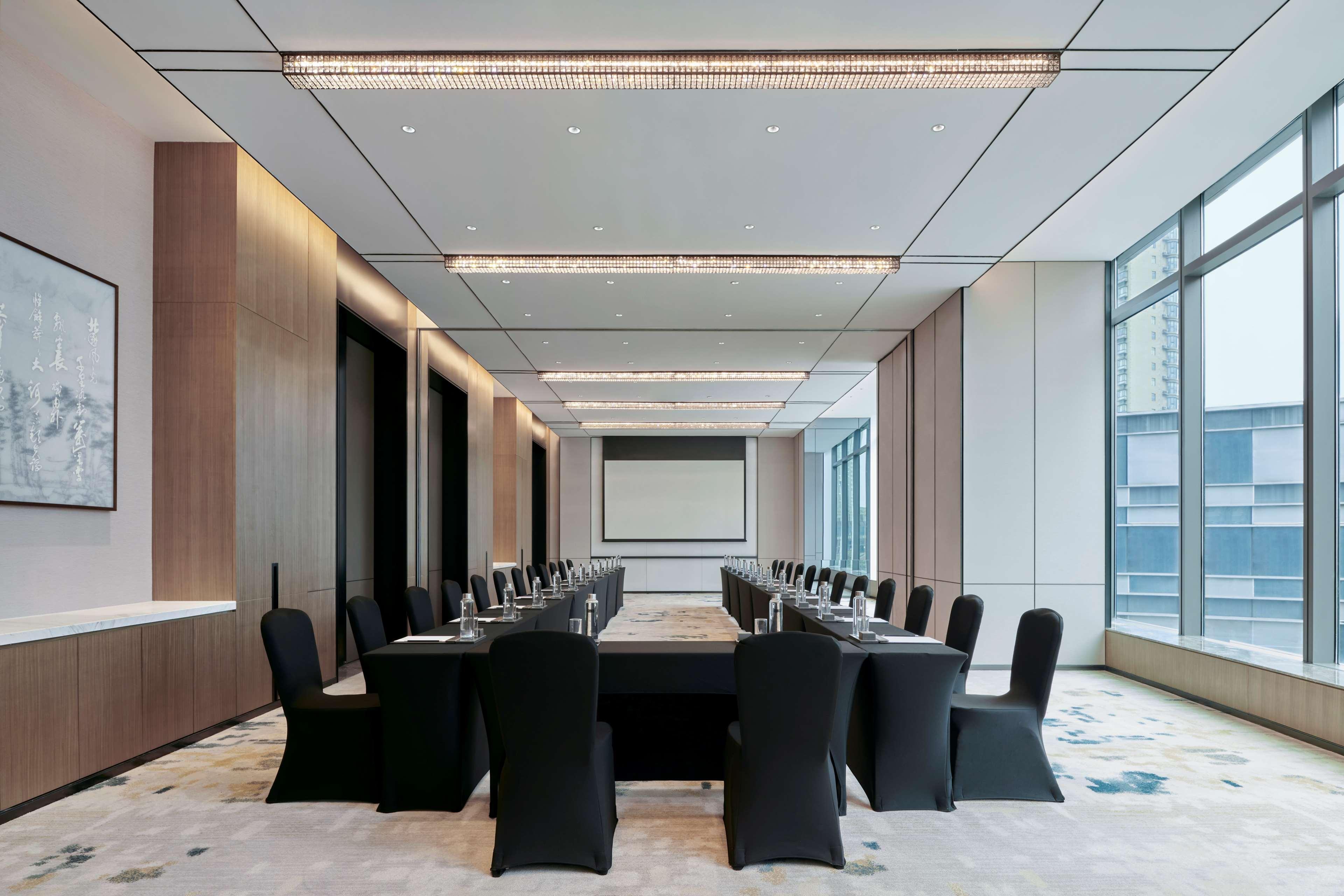 Hilton Changsha Riverside Exterior foto