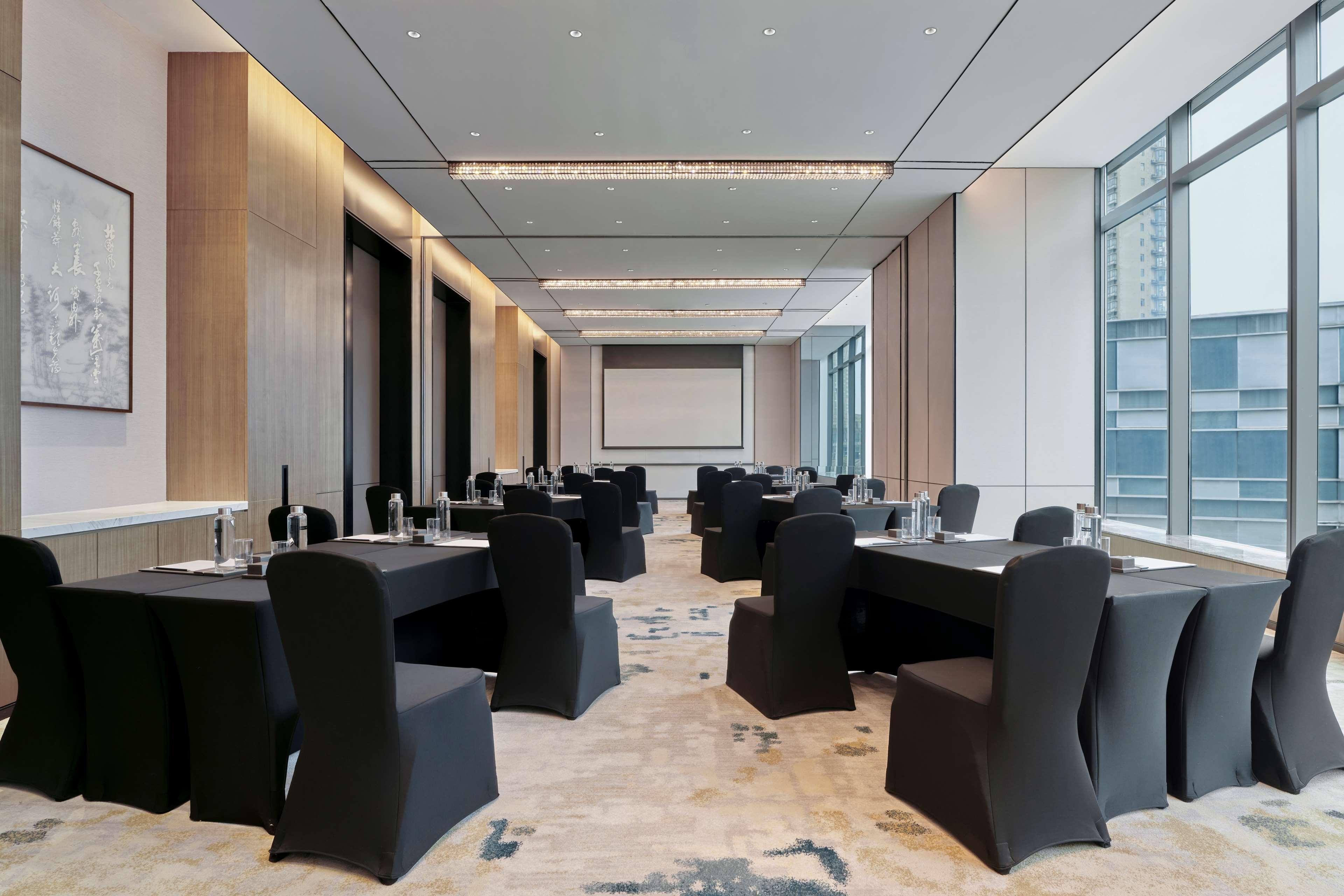 Hilton Changsha Riverside Exterior foto