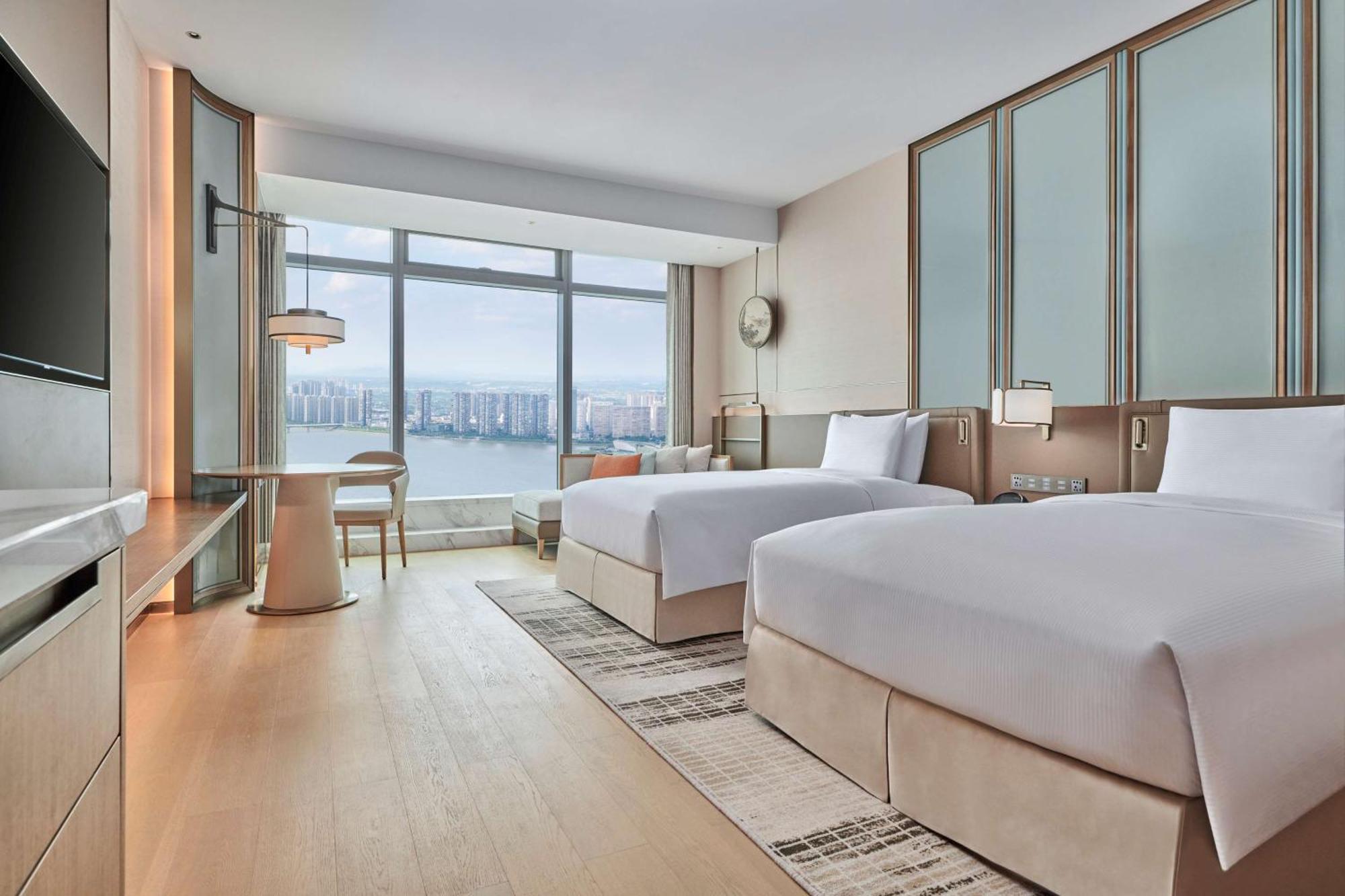 Hilton Changsha Riverside Exterior foto