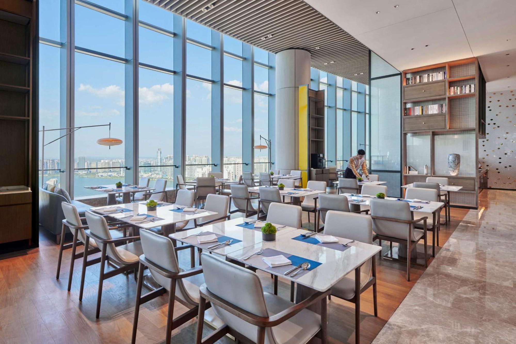 Hilton Changsha Riverside Exterior foto