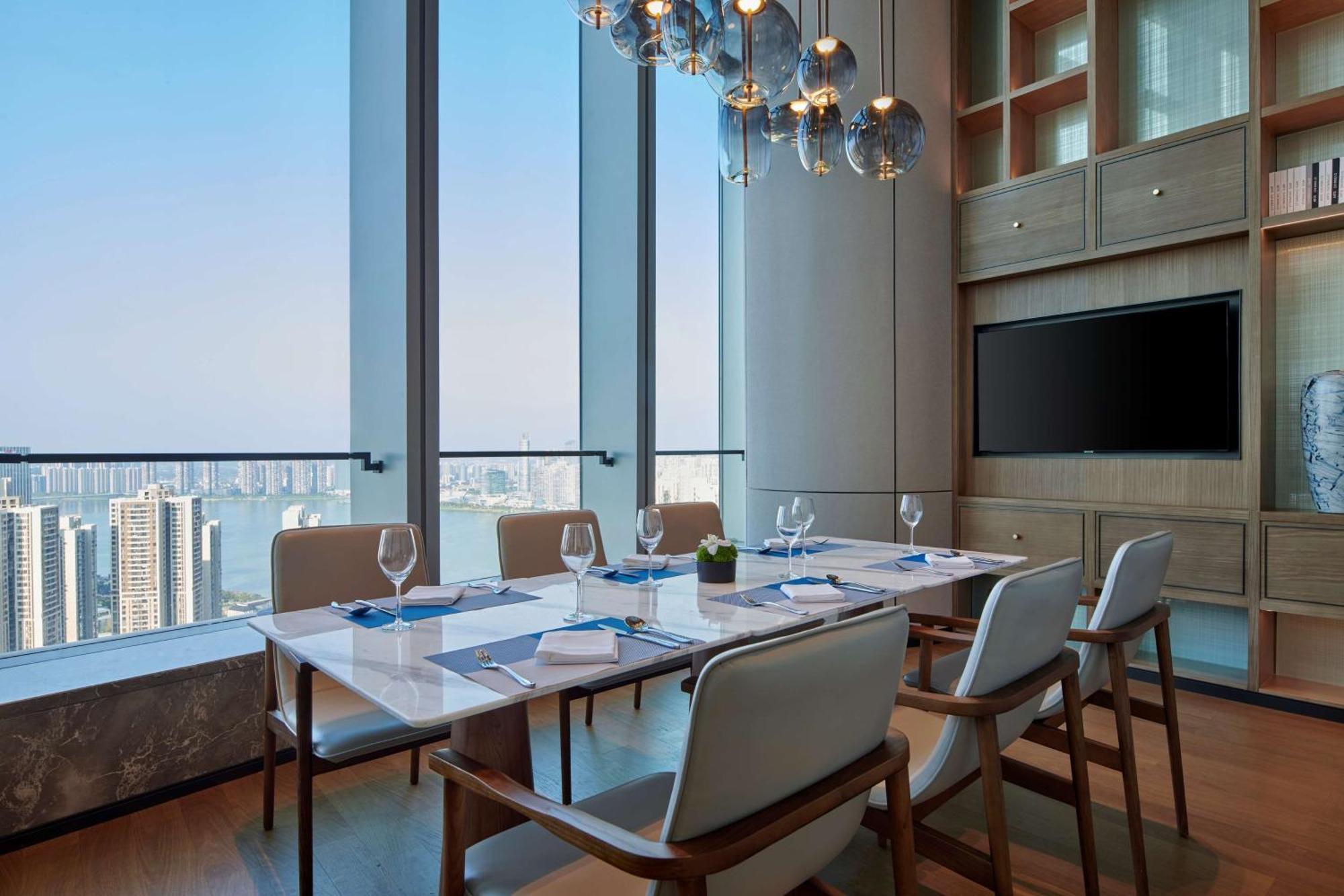 Hilton Changsha Riverside Exterior foto